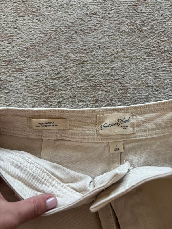 Target Jeans Tan Size 6 - Image 3