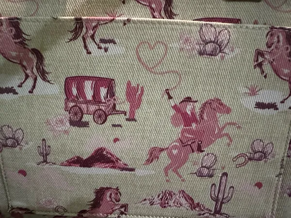 VIRAL Betsey Johnson pink horse rodeo western bag - Image 8