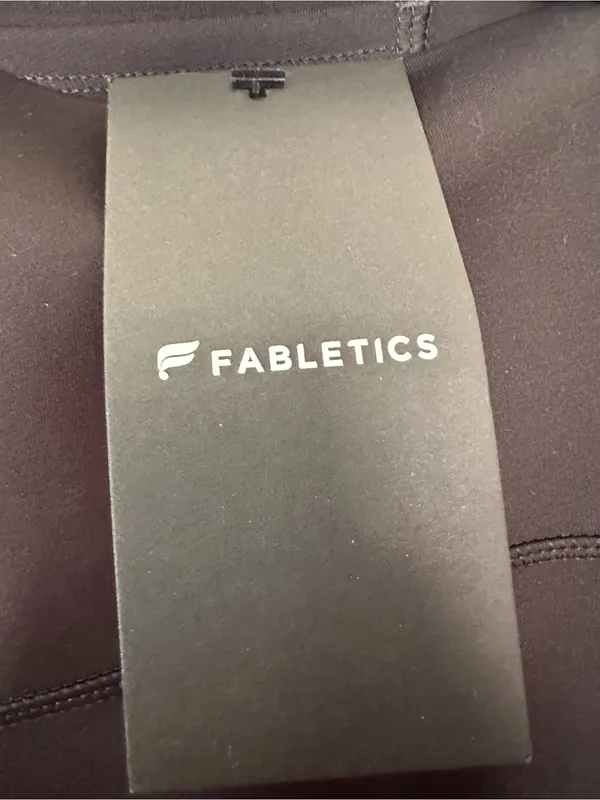 NWT Fabletics Oasis PureLuxe Kick Flare Leggings Black 3X Short - Image 4