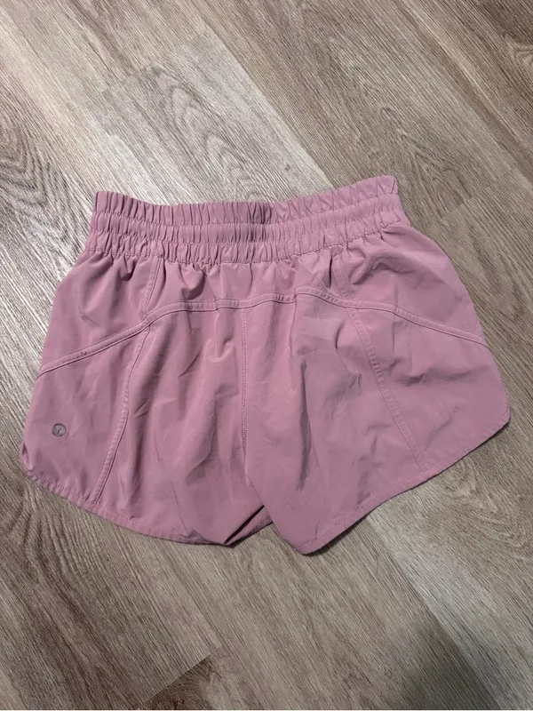 LULULEMON Tracker Shorts Smoked Mulberry Purple 8 Athletic - Image 4