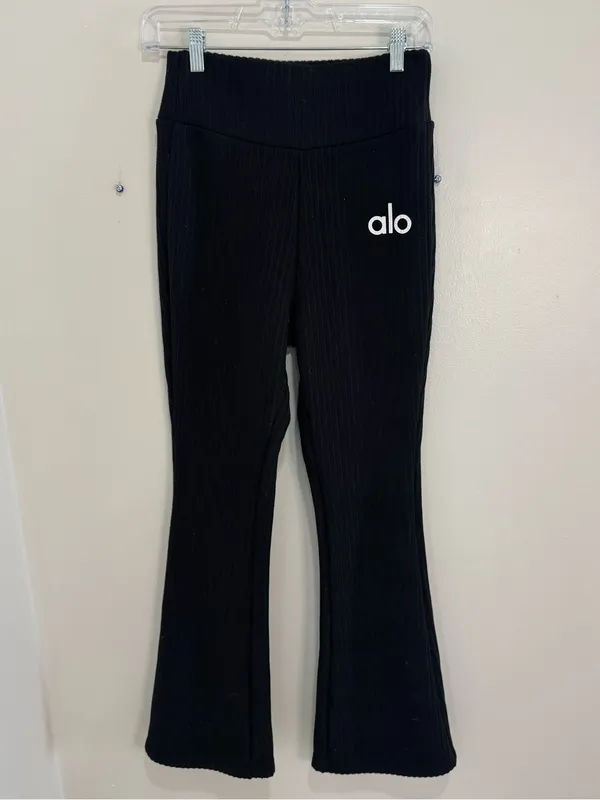 Alo Yoga Flare Leggings Ribbed Size M - Image 2