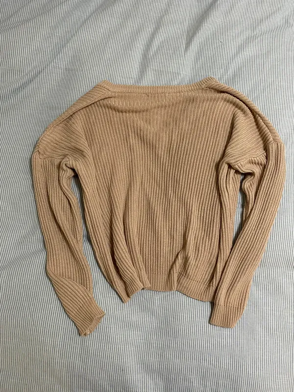 Brandy Melville Tan Knit Sweater - Image 7