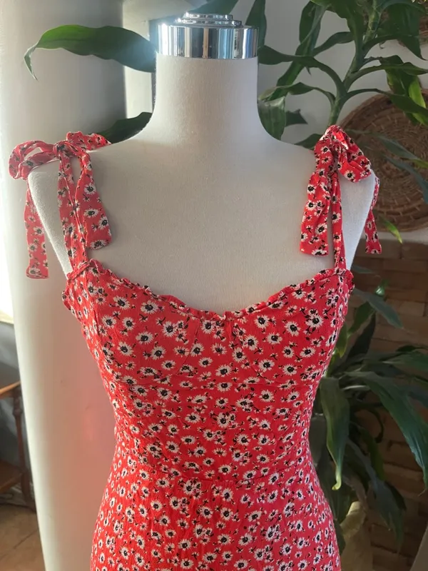 Audrey 3+1 Red Floral Tie-Shoulder Mini Dress - Image 2