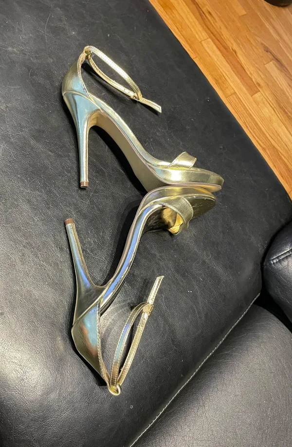 Michael Antonio Vintage Y2k Leather Metallic Mirror Shiny Sandals Straps Ankle Pumps Stilettos High Heels - Image 4