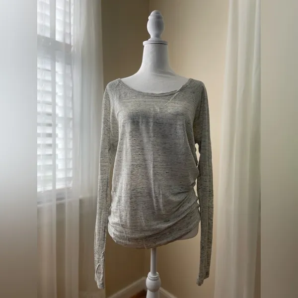 ATHLETA Shiva Linen Metallic Shimmer Long Sleeve Top in Gray Heather Size XS - Image 3