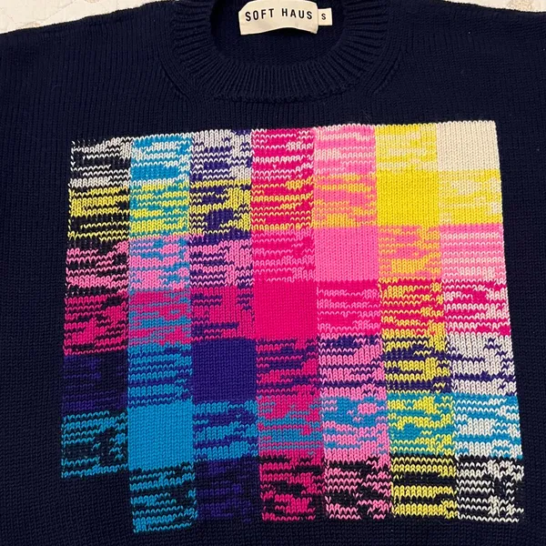 Soft Haus 100% Merino Wool Sweater Rare Navy/ Multicolor Size Small NWOT - Image 6