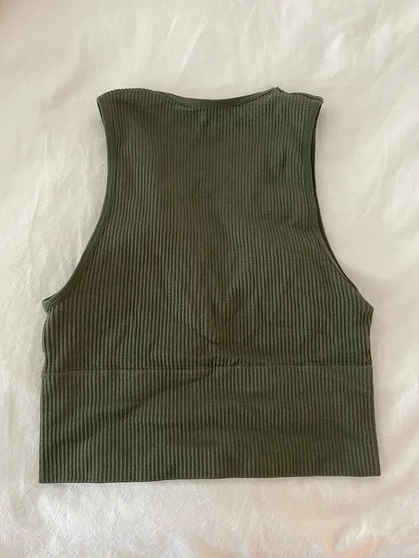 Green Ribbed V - Image 3