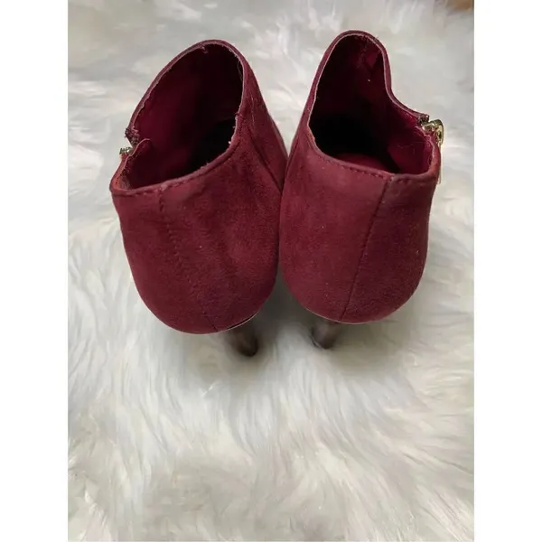 Liz Clairborne wine red color heels size 9.5 - Image 5