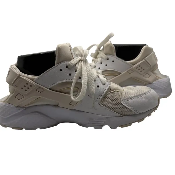 Nike Air Huarache Run‎ GS Women Size 7Y White Sneakers Streetwear Athleisure - Image 9