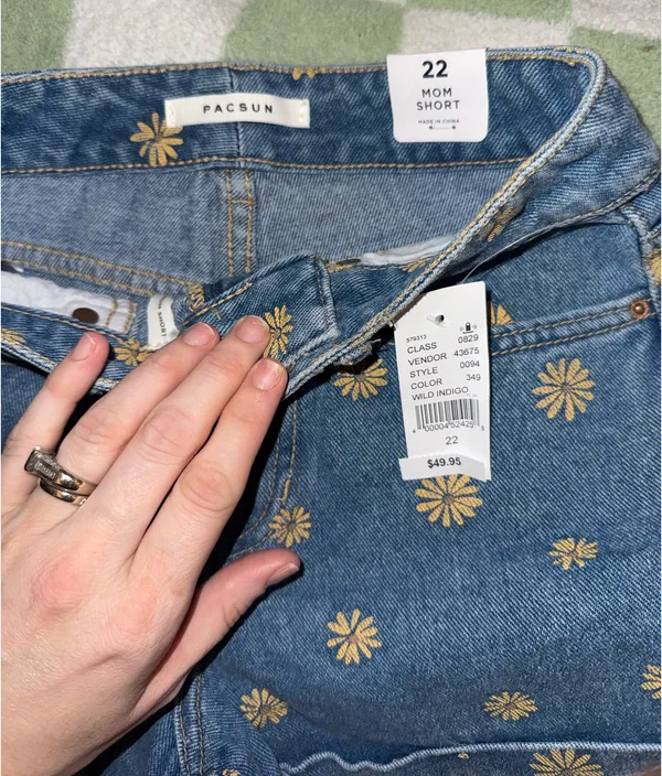 PacSun Jean Shorts Mom Short - Image 2