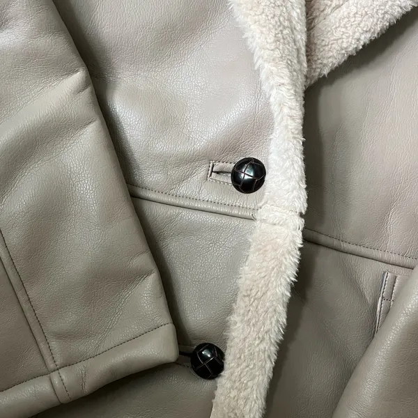 NWT the label tan leather jacket with fit lining - Image 2