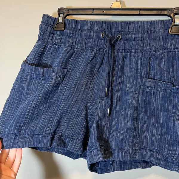 Athleta Cabo Linen Textured‎ Striped Shorts Blue Pinstripe Women's 4 - Image 2