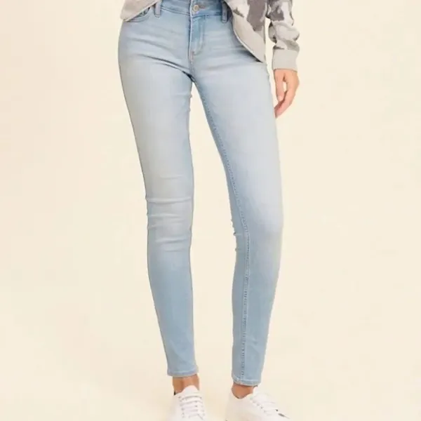 ✨ Hollister Jean Leggings Washed Light Blue✨ - Image 3
