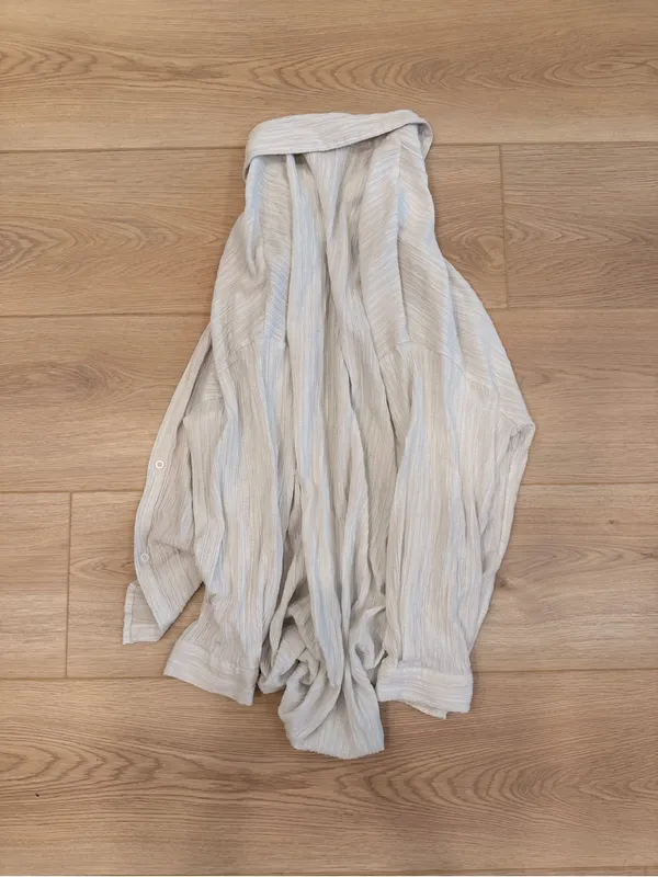 EUC Textured Button-Up Shirt - Image 4