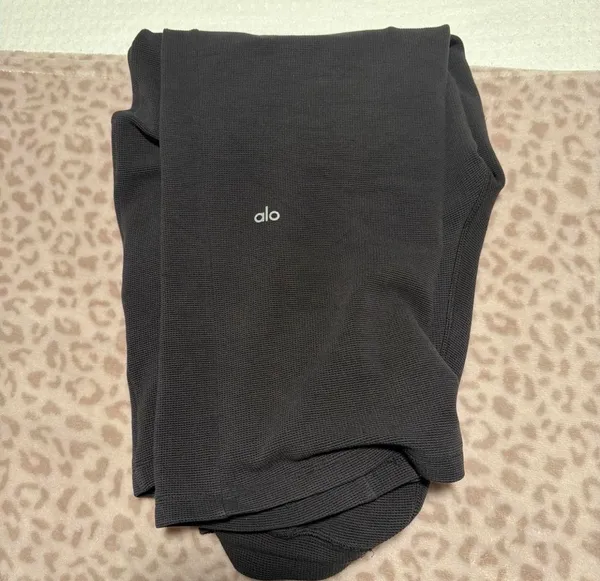 Alo waffle knit wide leg pants - Image 2