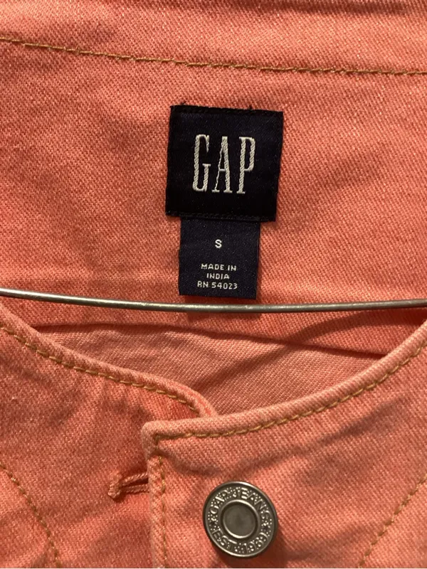 GAP Coral Pink Collarless Button-Front Jean Jacket - Image 2
