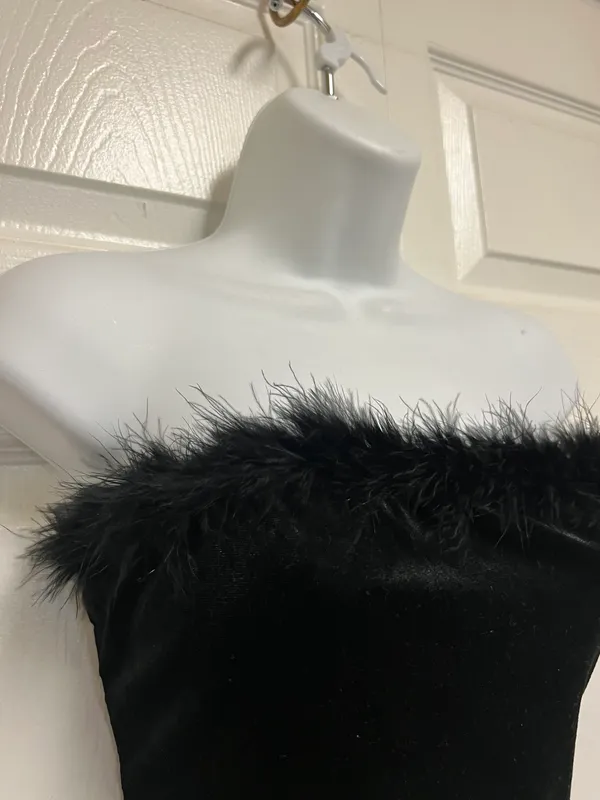 Zaful Black Velour Feather Trim Bodysuit - Image 6