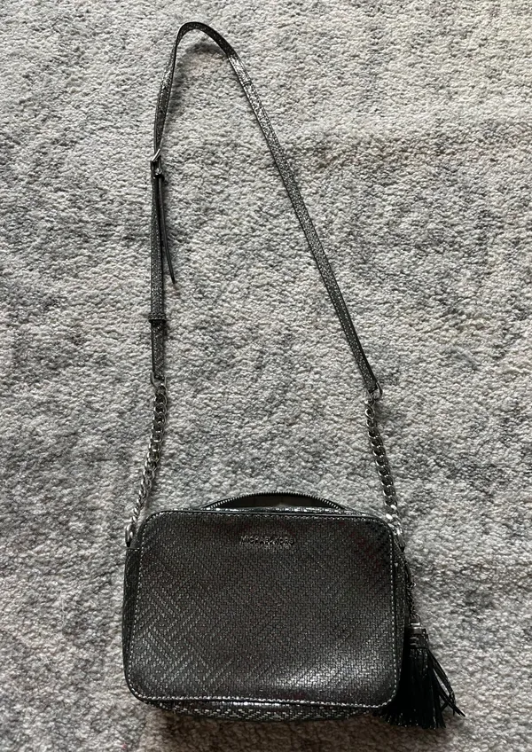 Michael Kors Ginny Crossbody Purse - Image 5