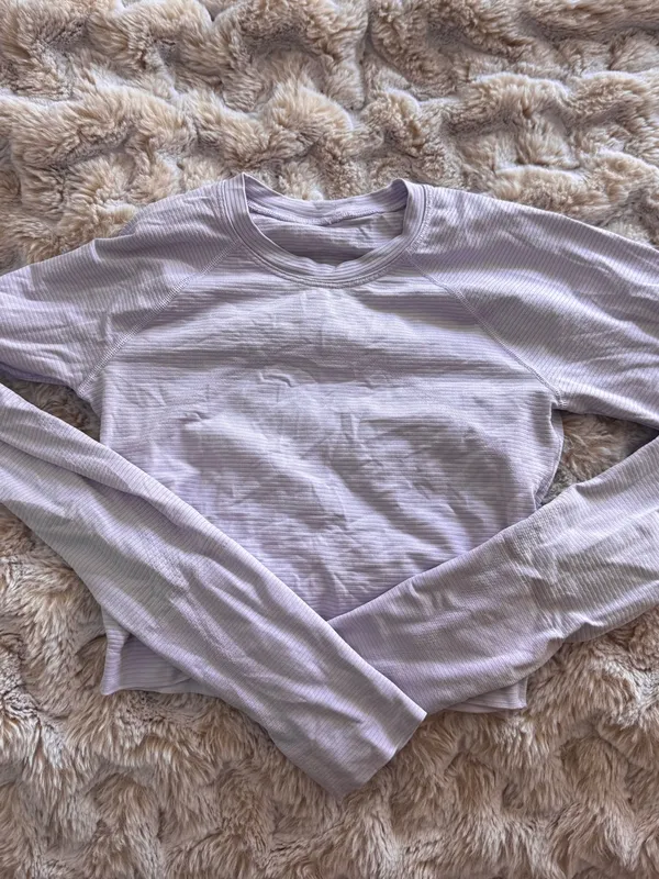 Lululemon Swiftly Tech Cropped Long Sleeve 2.0 size 4 - Image 2