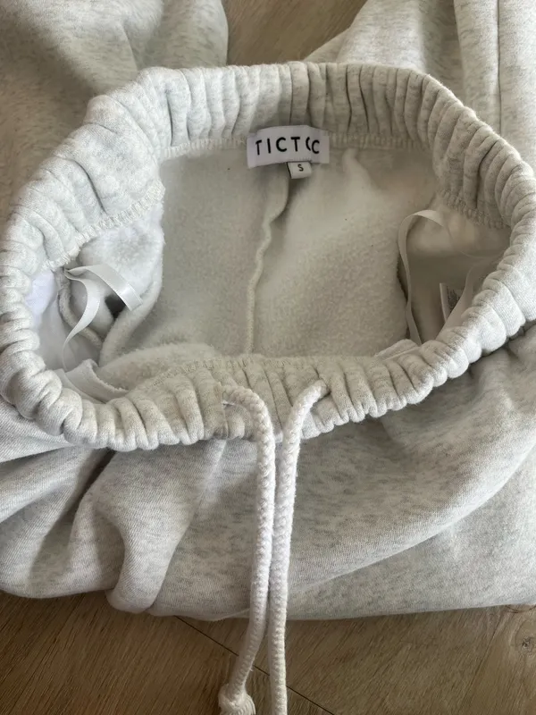 Tic toc sweats - Image 4