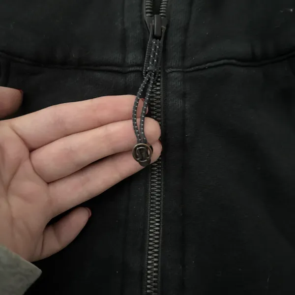 Lululemon Black Scuba Half-Zip M/L - Image 2