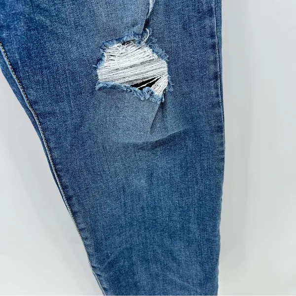 Levi’s Premium Wedgie Skinny Jeans 18W High Rise Distressed Raw Hem Blue - Image 3