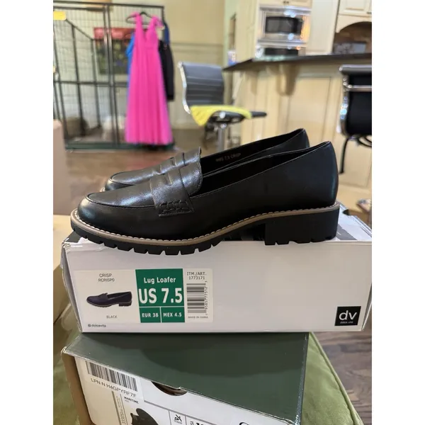 DV Dolce Vita Women's Crisp Lug Sole‎ Black Loafers Size 7.5 Penny Academia - Image 3