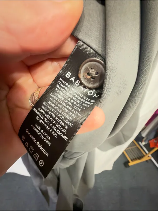 NWT Aritzia Babaton Kahlo Robe - Coal Gray- size Small - Image 13