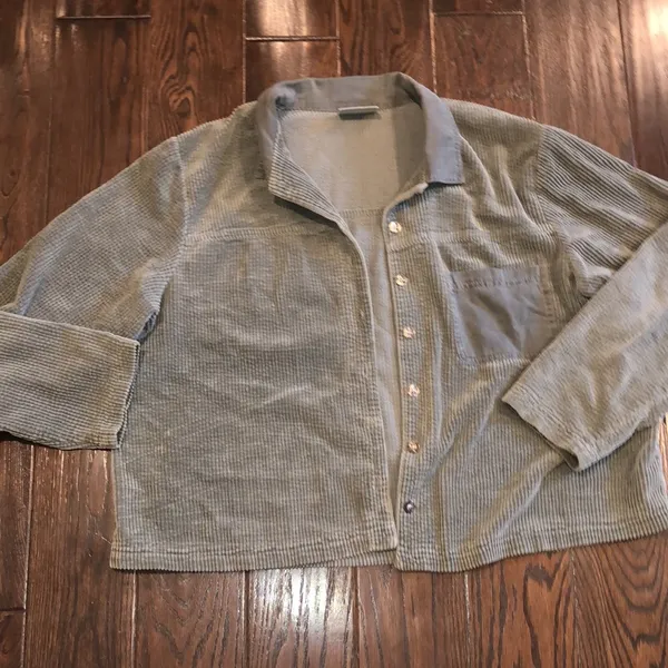 Vintage green corduroy size medium shirt jacket/shacket - Image 2
