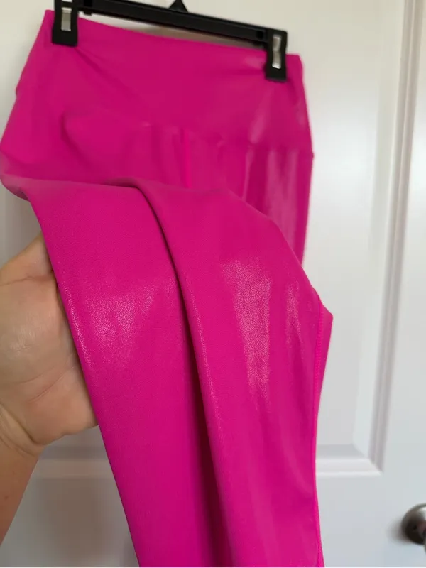 NWOT Beach Riot Tayler 7/8 Legging Medium Radiant Rose - Image 3