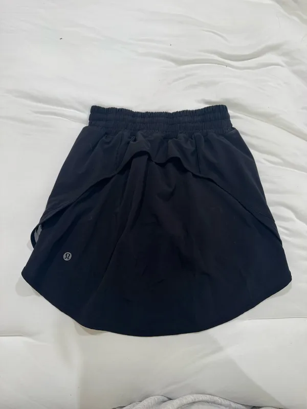 Lululemon Scuba Skirt - Image 3
