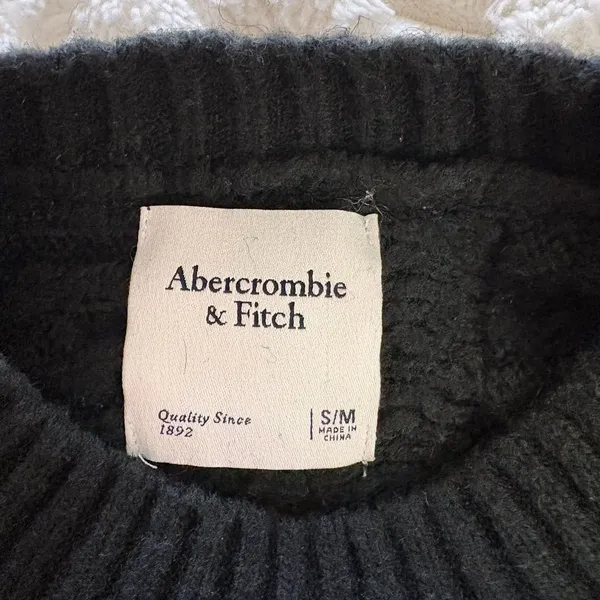 Abercrombie Y2K Black Cable Knit Batwing Sleeve Oversized Cropped Sweater Womens - Image 4