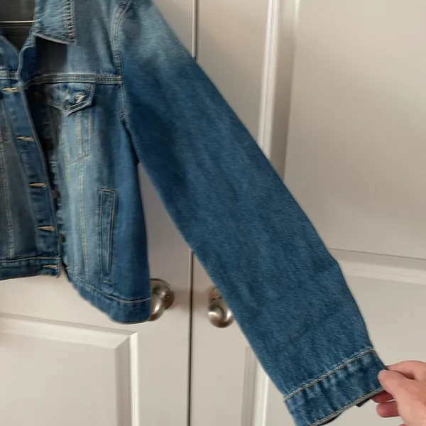 Carly Jean Los Angeles Fletcher Blue Jean Jacket Women’s XL - Image 5