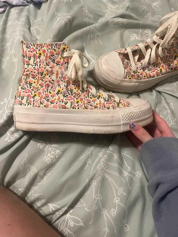 Platform Floral Converse High-Top - Image 2