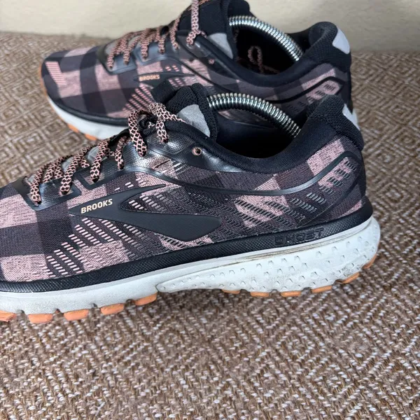 Brooks Ghost 12 Womens Sz 8.5 Flannel Plaid Limited Edition Running Shoes Comfy - Image 4