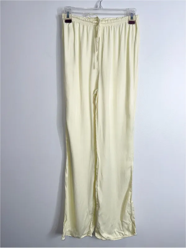 Zara light yellow flowy straight leg pants size XS - Image 2