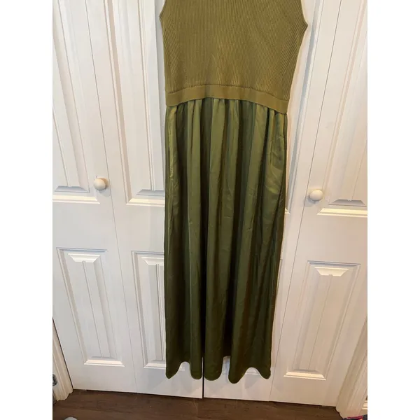 Taylor‎ Green Tank Maxi Dress Size large - Image 4