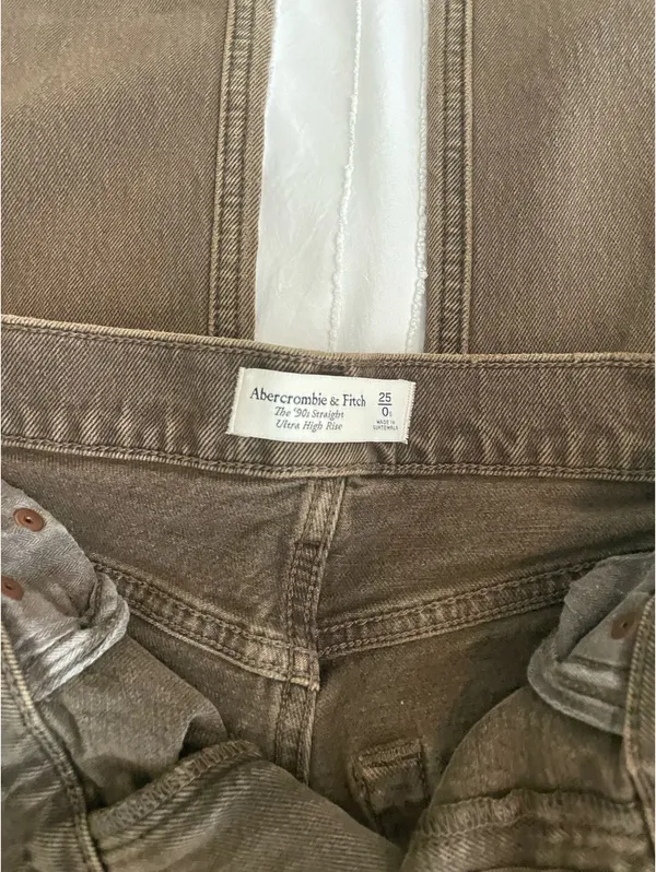 Abercrombie & Fitch Brown 90s High-rise Jeans - Image 4