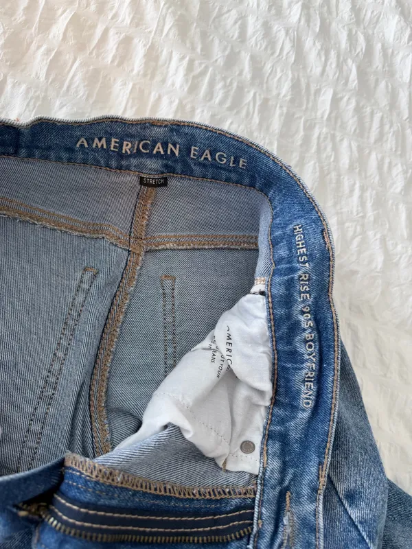 American Eagle High-Rise Jeans - Image 5