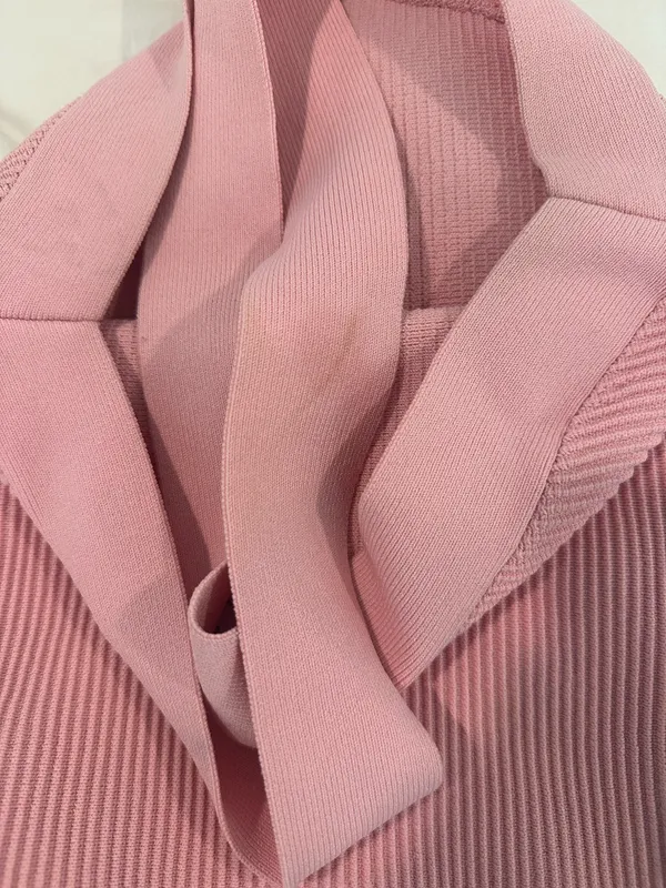 Aritzia Babaton Sculpt Knit Criss-Cross Tank - Image 3