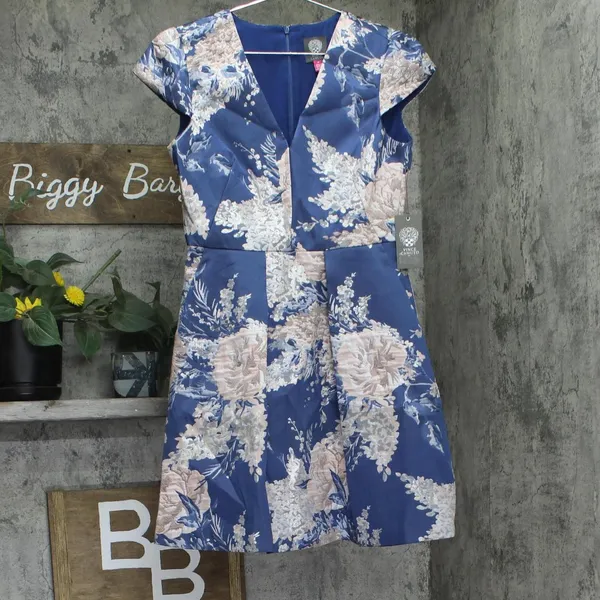 NWT Vince Camuto Womens Petite Jacquard Fit & Flare Dress Blue Floral 4P - Image 4