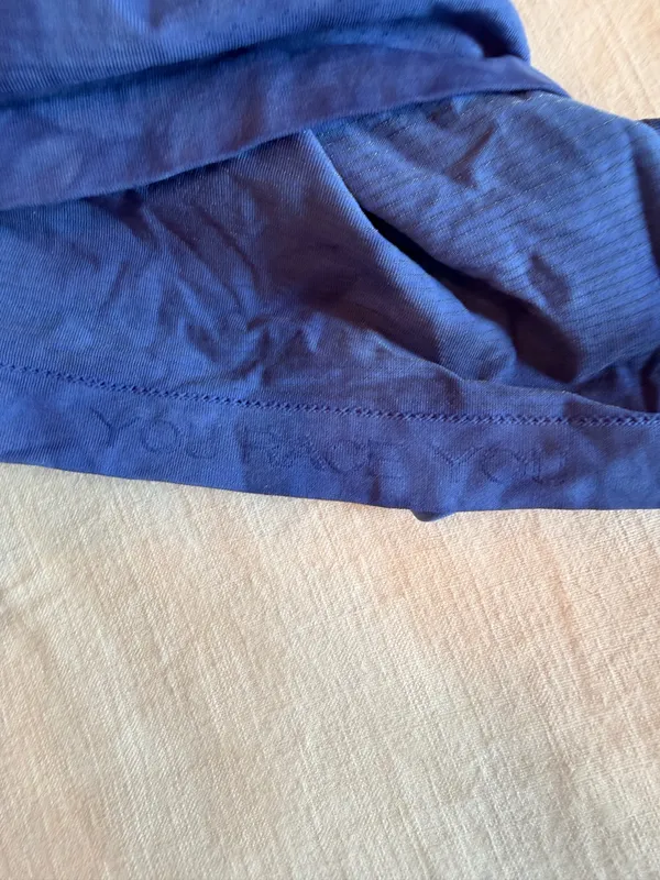 Lululemon blue long sleeve swiftly tech. Waist length. Size 8 - Image 2