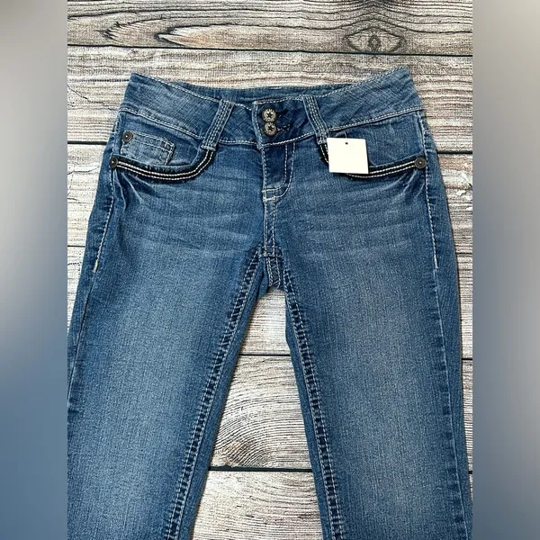 YMI sz 0 jean capris/ knee length - Image 2