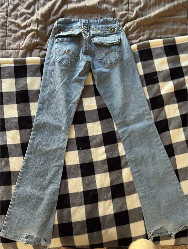 Rewind low-rise boot cut jean - Image 2
