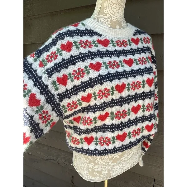 Loose Crew-Neck Wool-Blend Cropped Sweater Old Navy Large hearts Oversized - Image 7