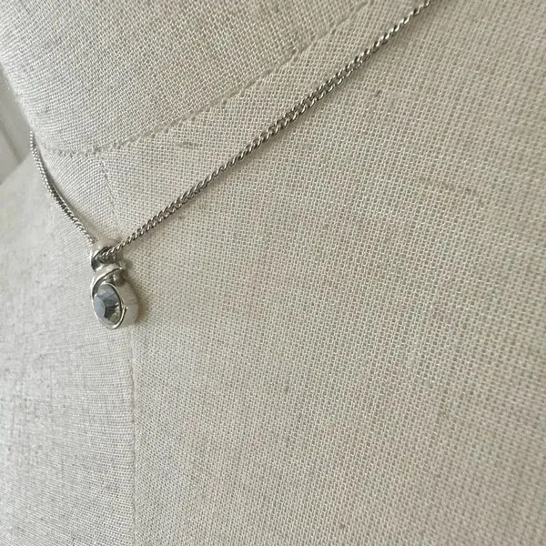 Annaleece by Devries silver tone Swarovski Crystal pendant necklace - Image 3