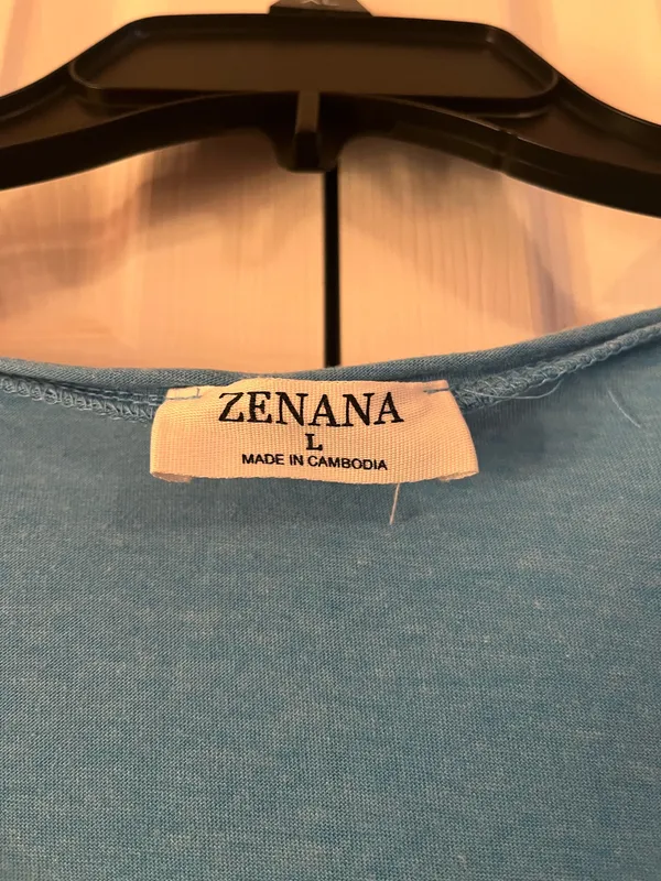 Zenana v neck t-shirt - Image 2