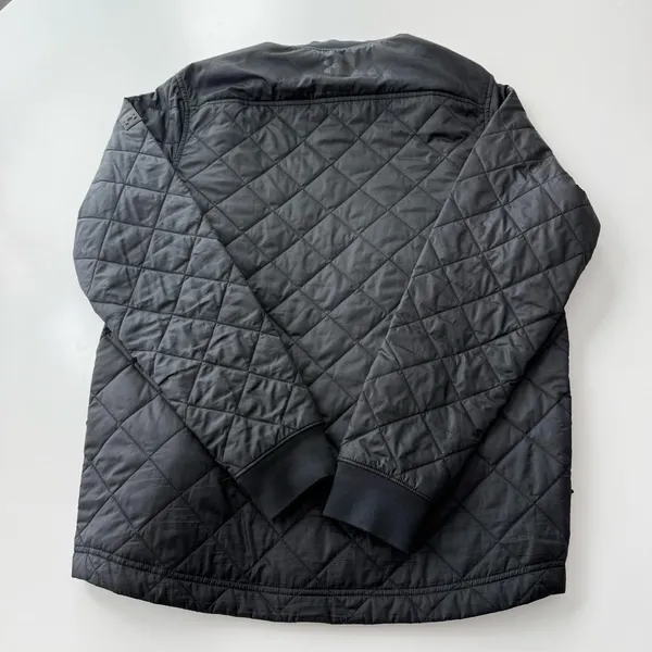 Under Armour Fitted Quilted Thin Puffer Jacket Size Medium - Image 10