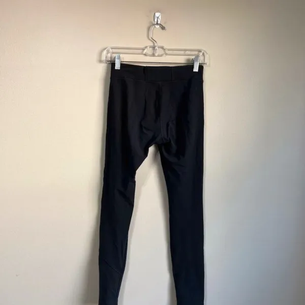 Adidas medium black leggings‎ - Image 4