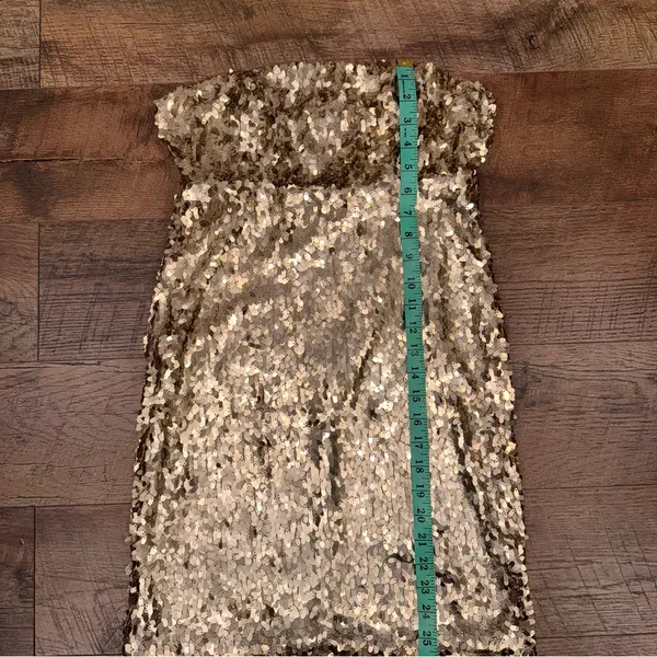 Sparkle & Fade Gold Sequin Strapless Party Dress - Image 15